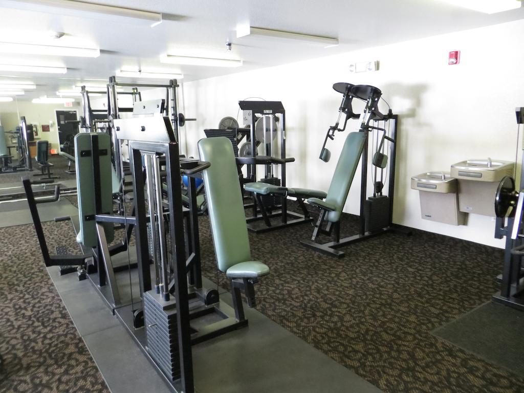 Baymont By Wyndham Wellington Hotel Bagian luar foto